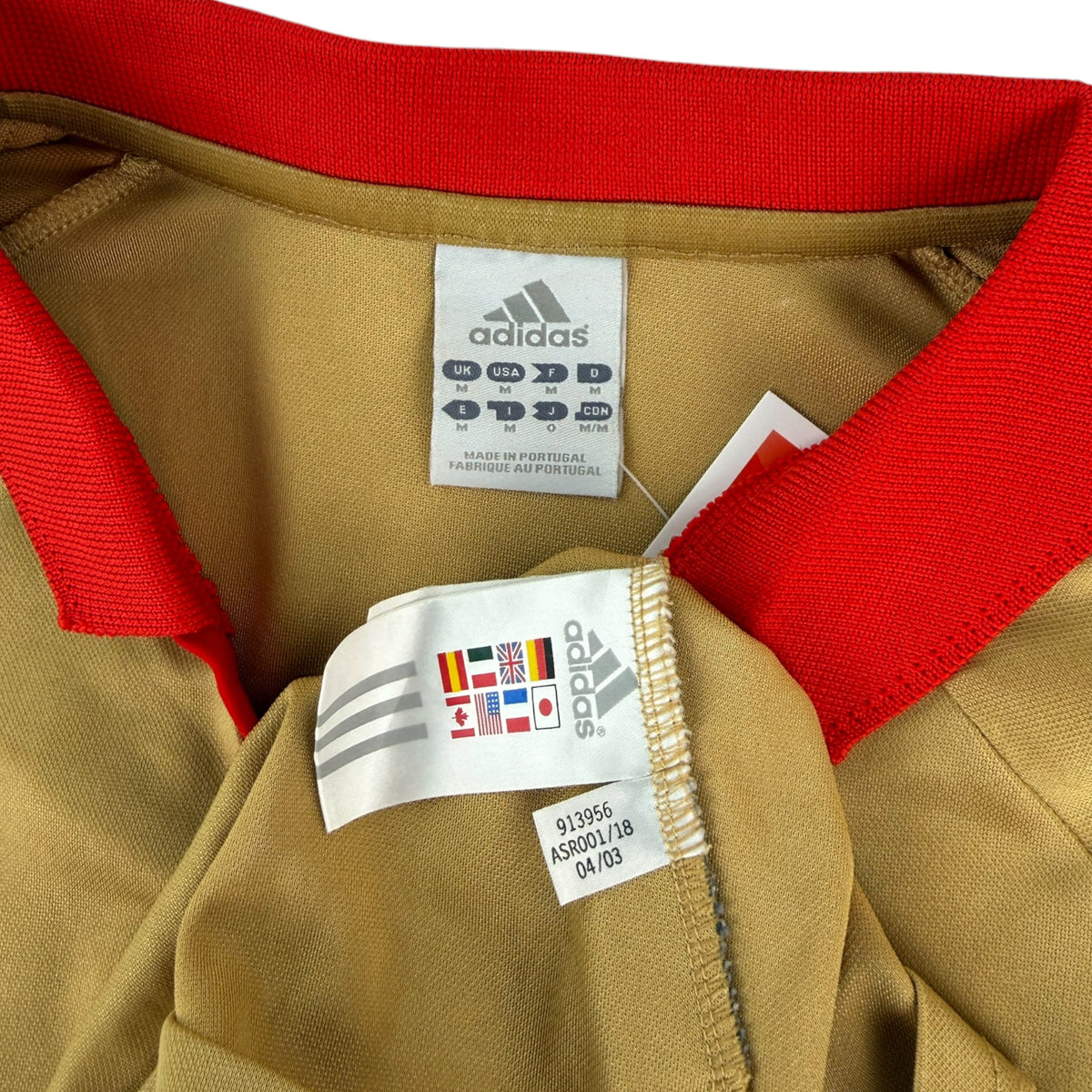 Benfica 2004 Third Shirt (M)
