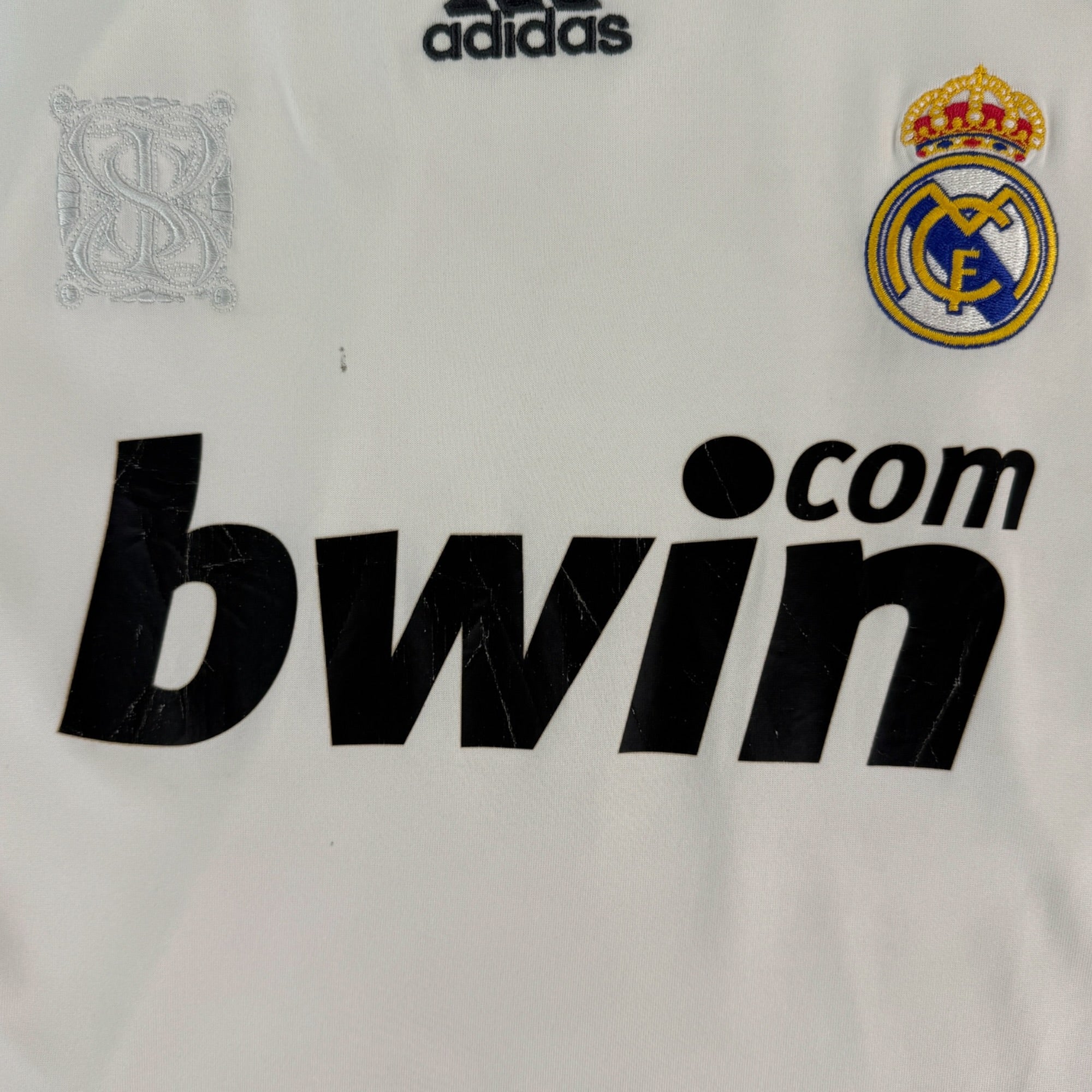Real Madrid 2009 Home Shirt (M)