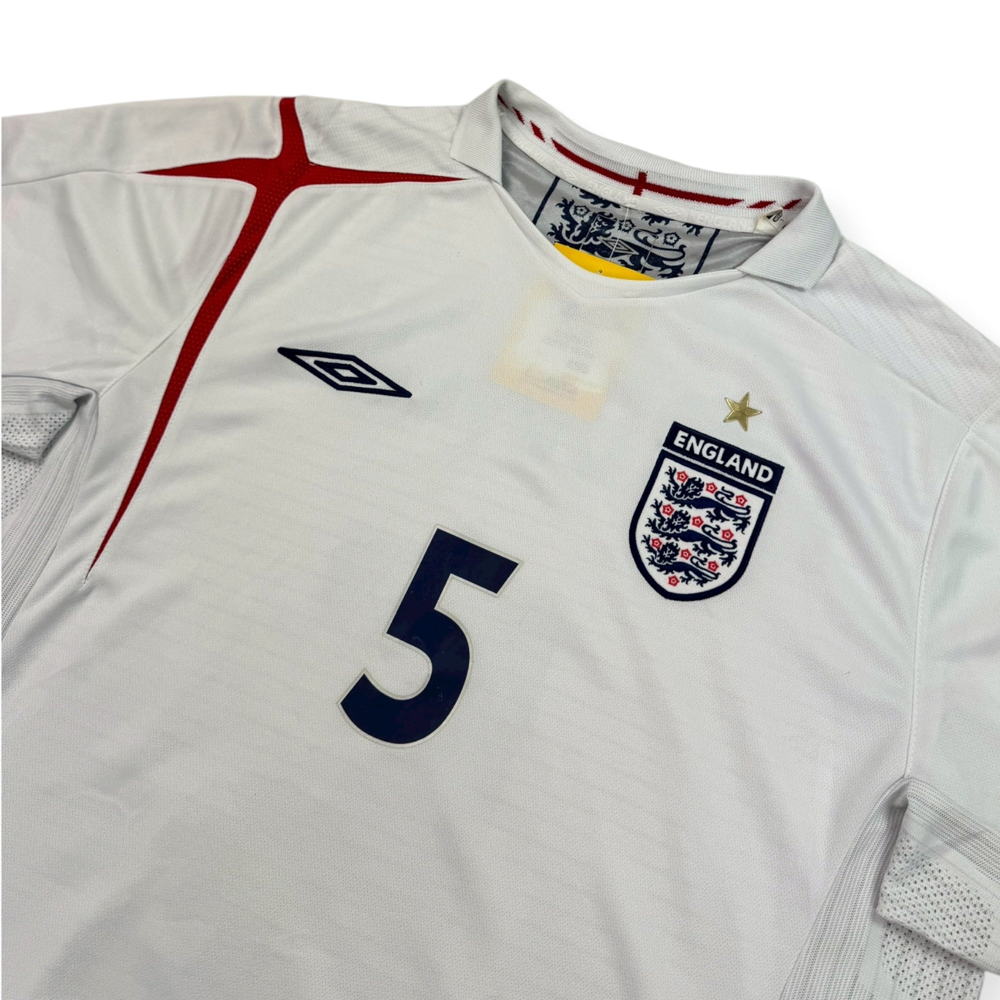England 2005 Home Shirt, Ferdinand 5 (L)