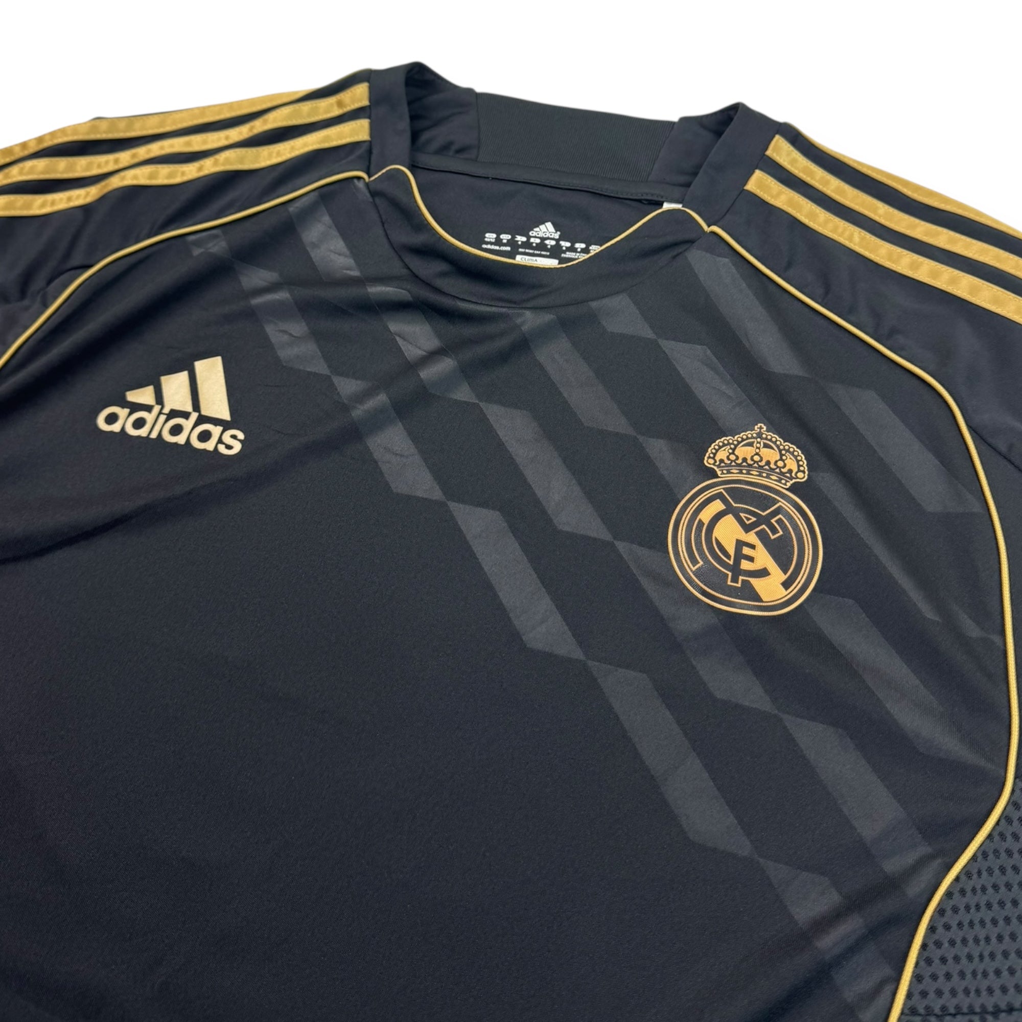 Real Madrid 2011 Training Shirt (M)