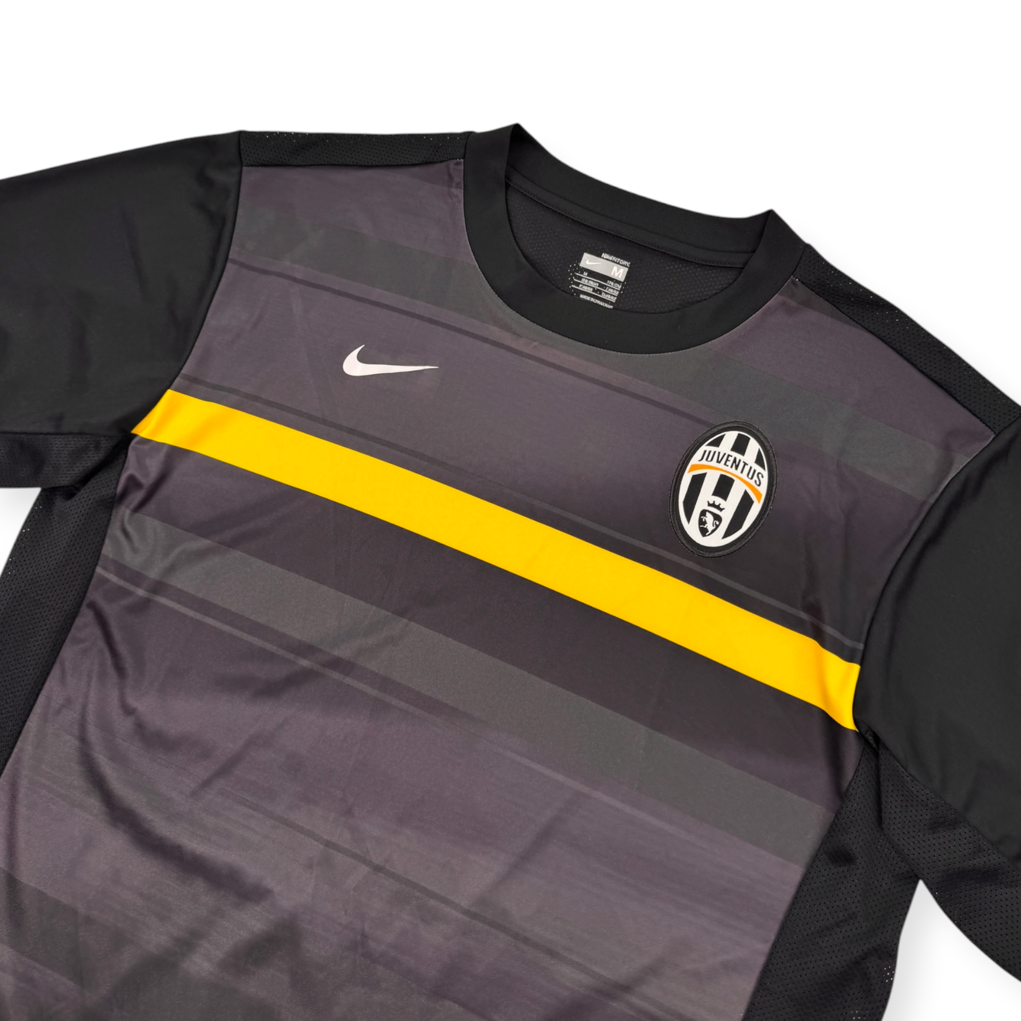 Juventus 2009 Training Shirt (M)