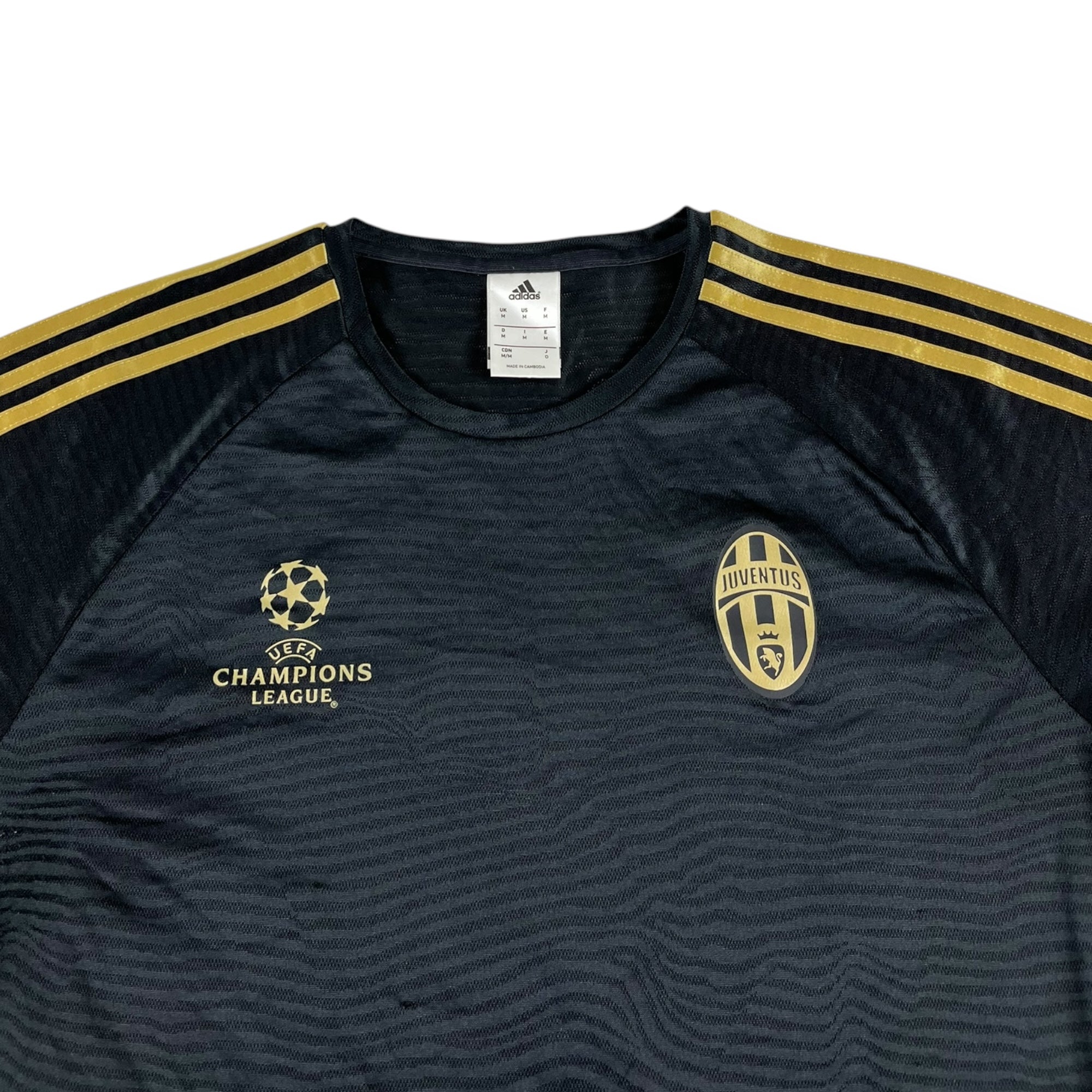 Juventus 2015 UCL Training Shirt (M)