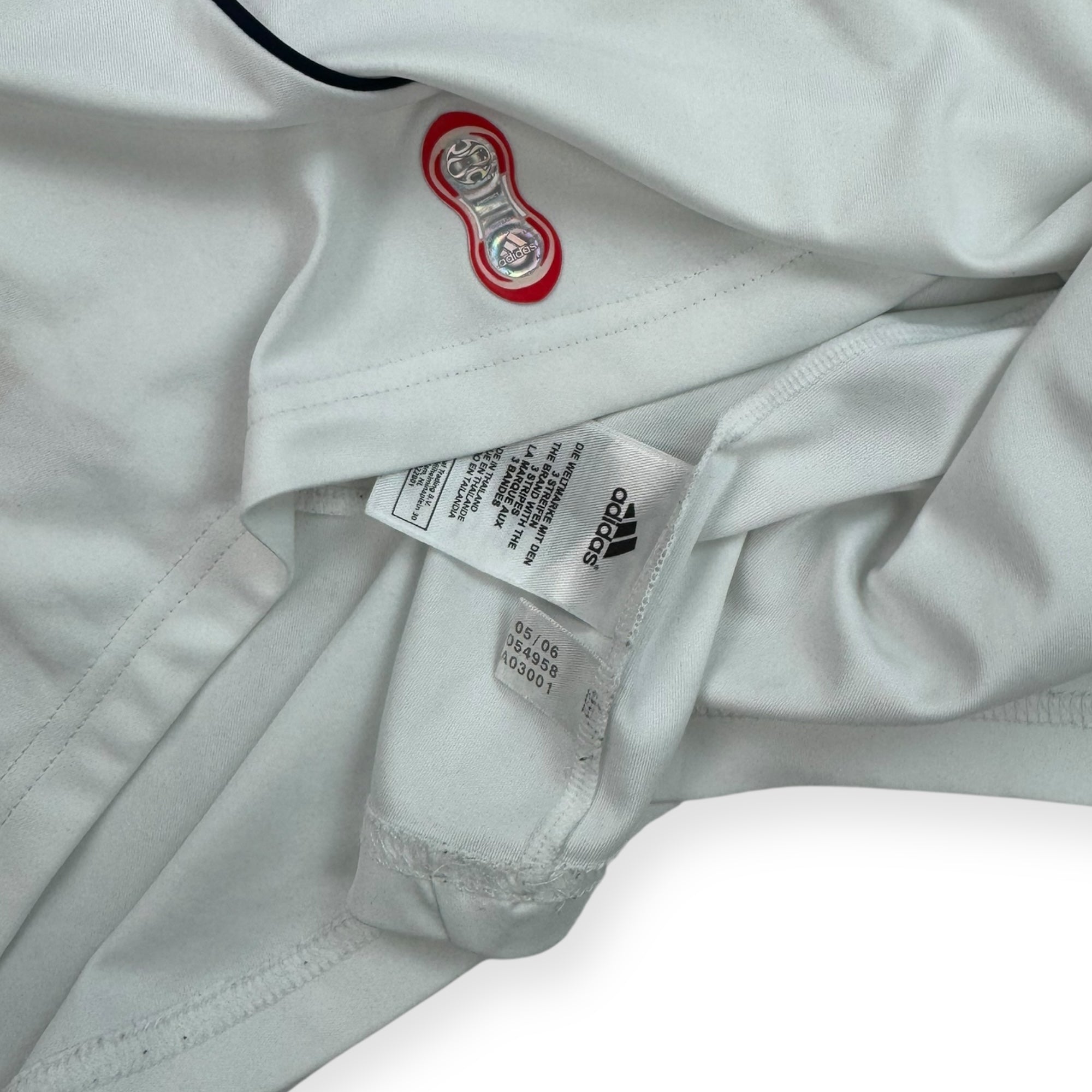 Bayern Munich 2006 Away Shirt L/S, Podolski 11 (L)