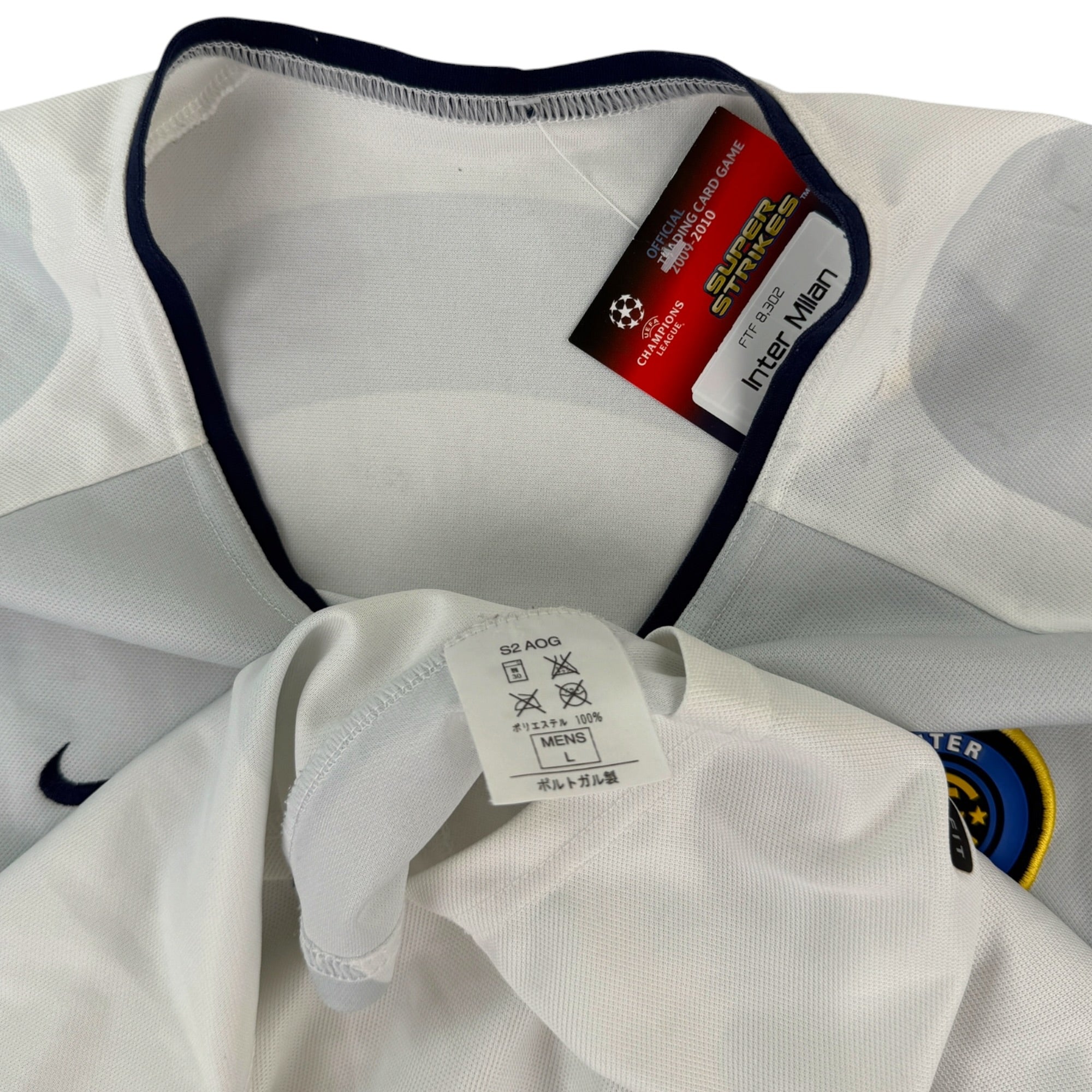 Inter Milan 2001 Away Shirt (L)