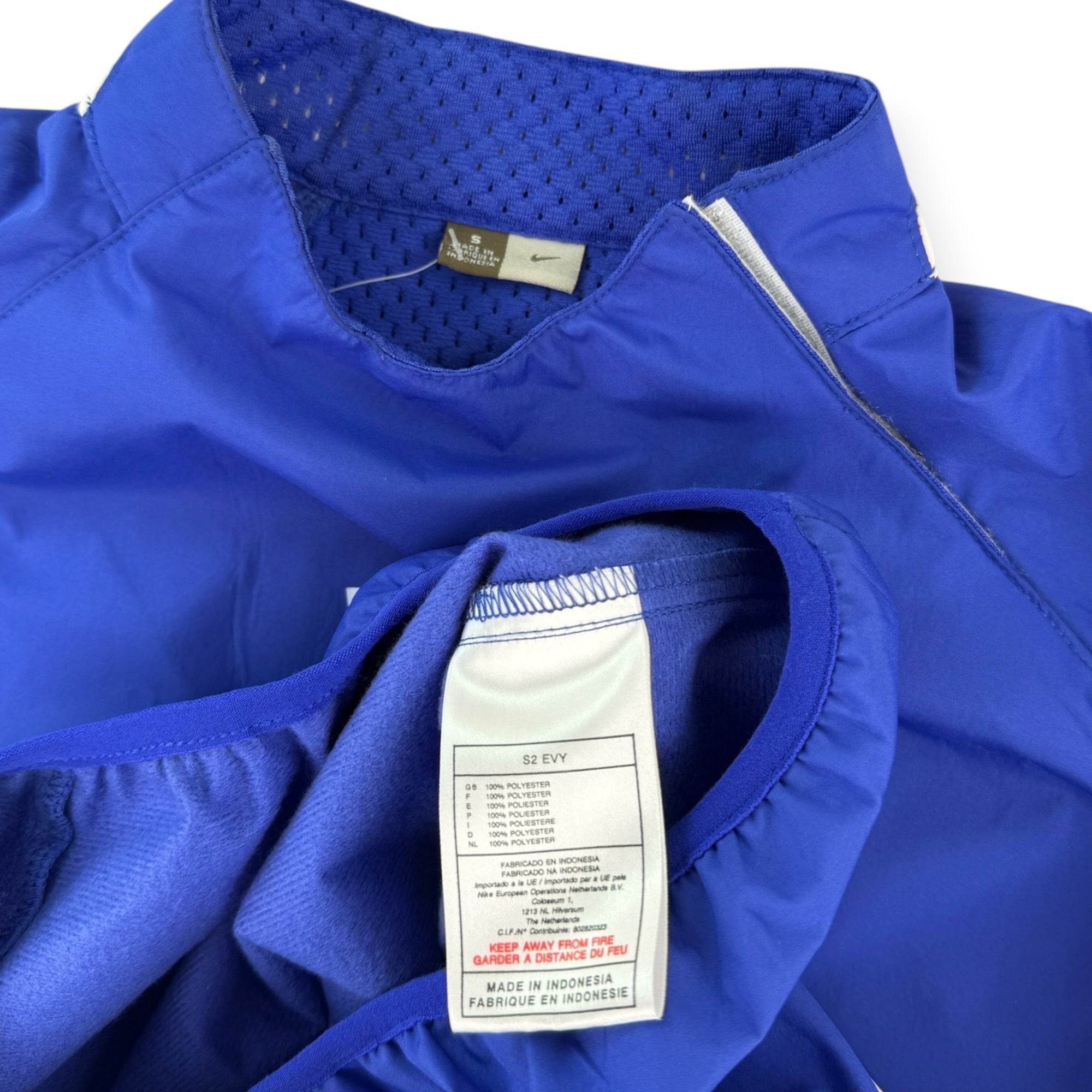 Croatia 2002 Drill Top (S)