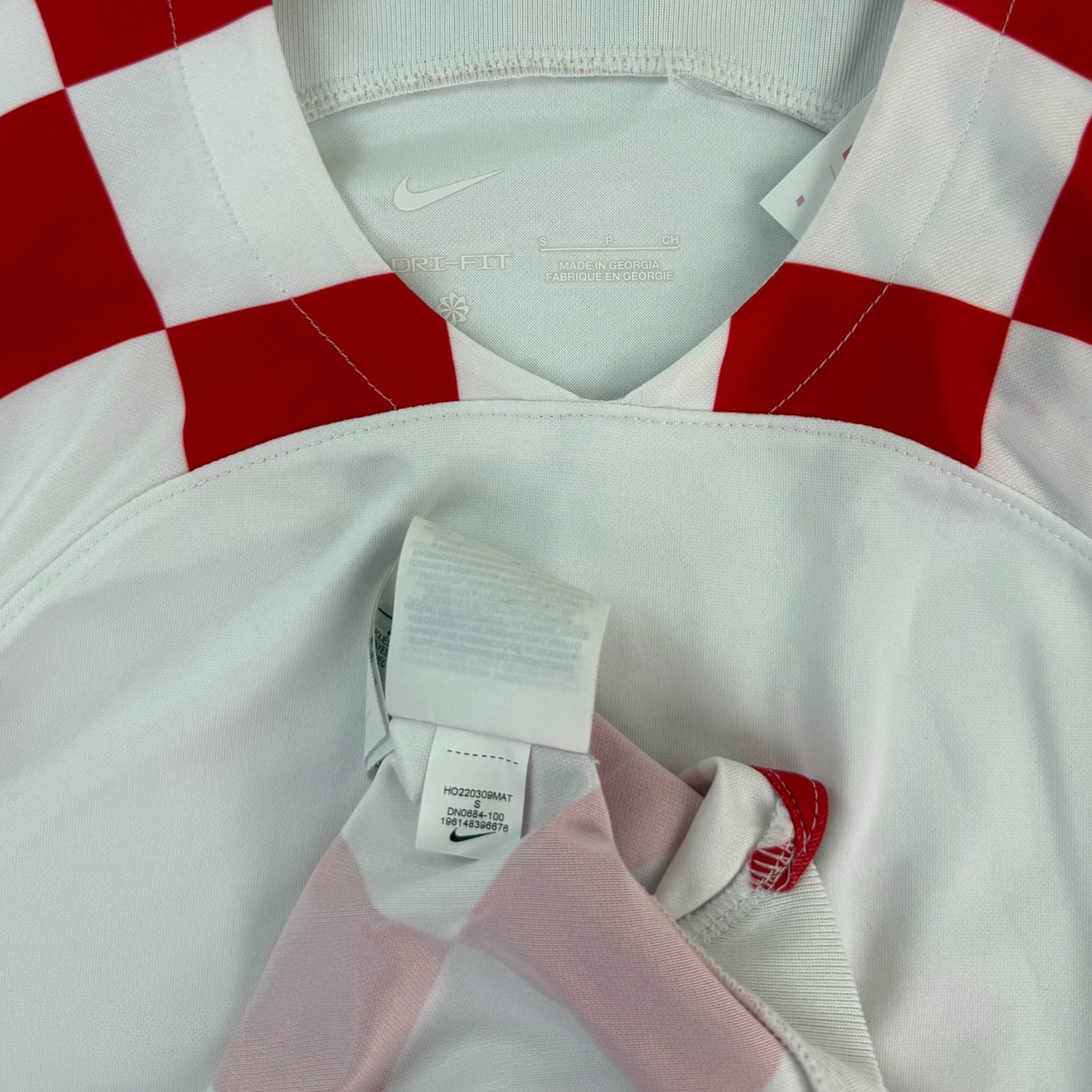Croatia 2022 Home Shirt (S)