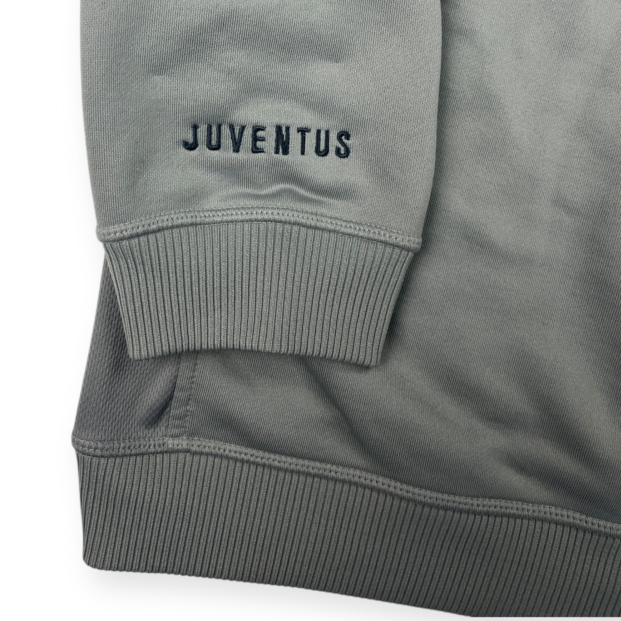 Juventus 2004 Training Jumper (M)