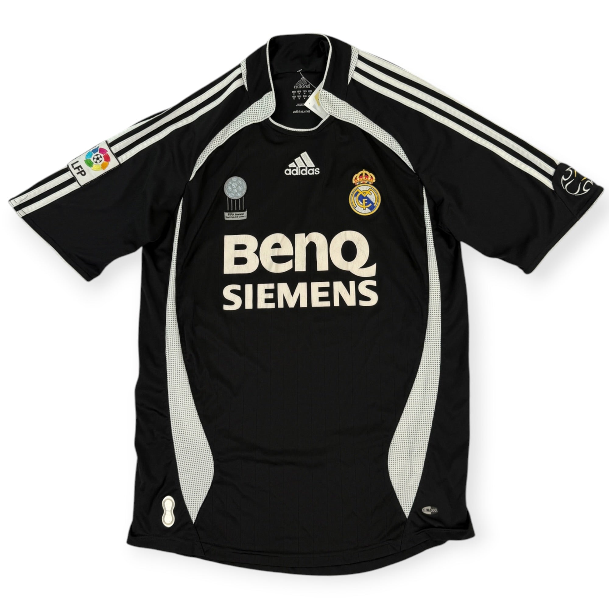 Real Madrid 2006 Away Shirt (M)