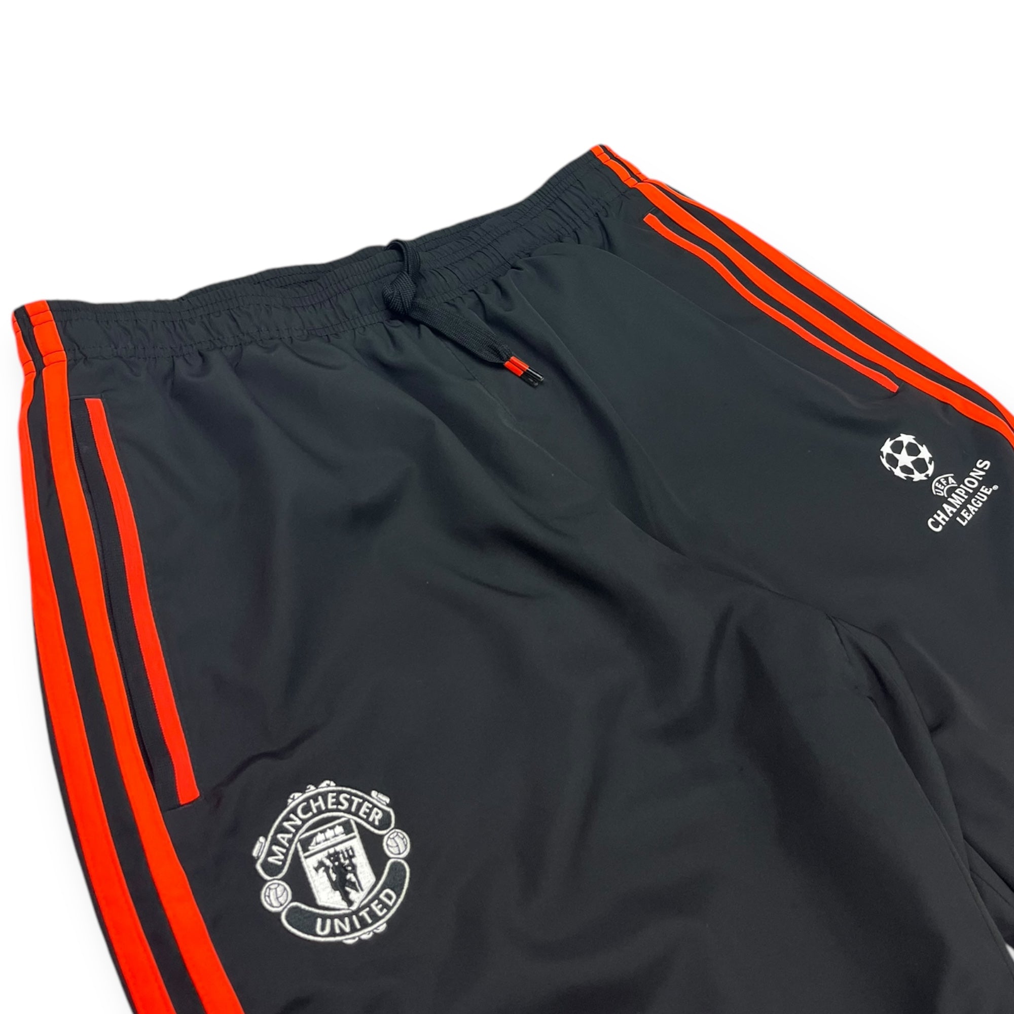 Manchester United 2015 UCL Tracksuit Bottoms (L)