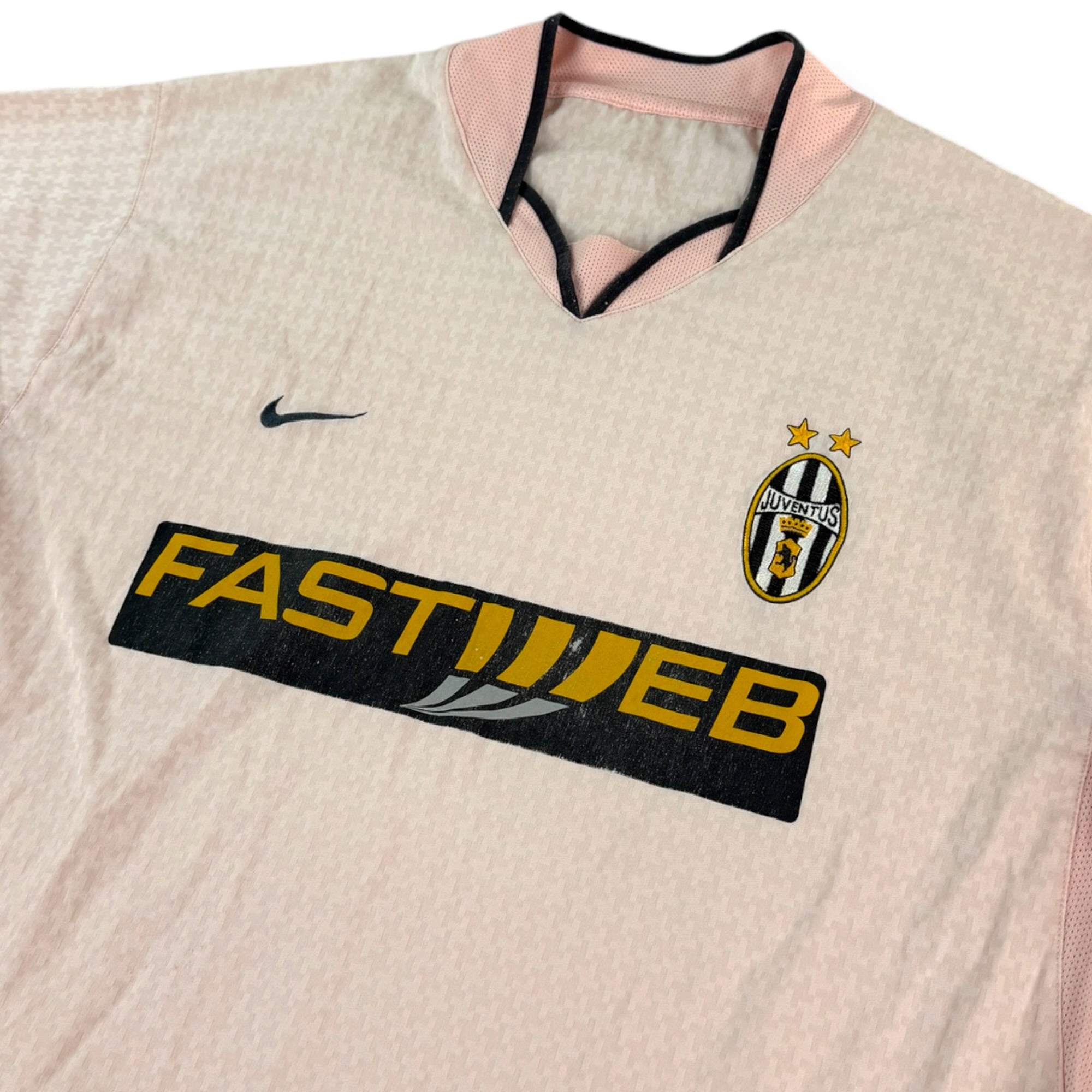 Juventus 2003 Away Shirt (XL)