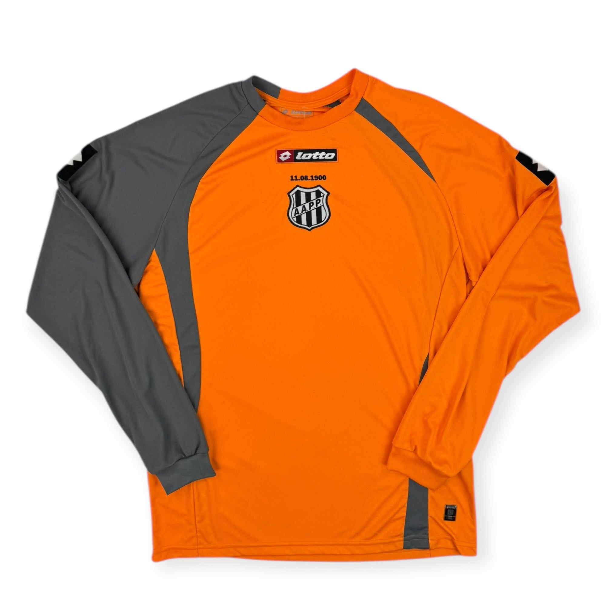 AA Ponte Preta 2009 L/S Training Shirt (XL)