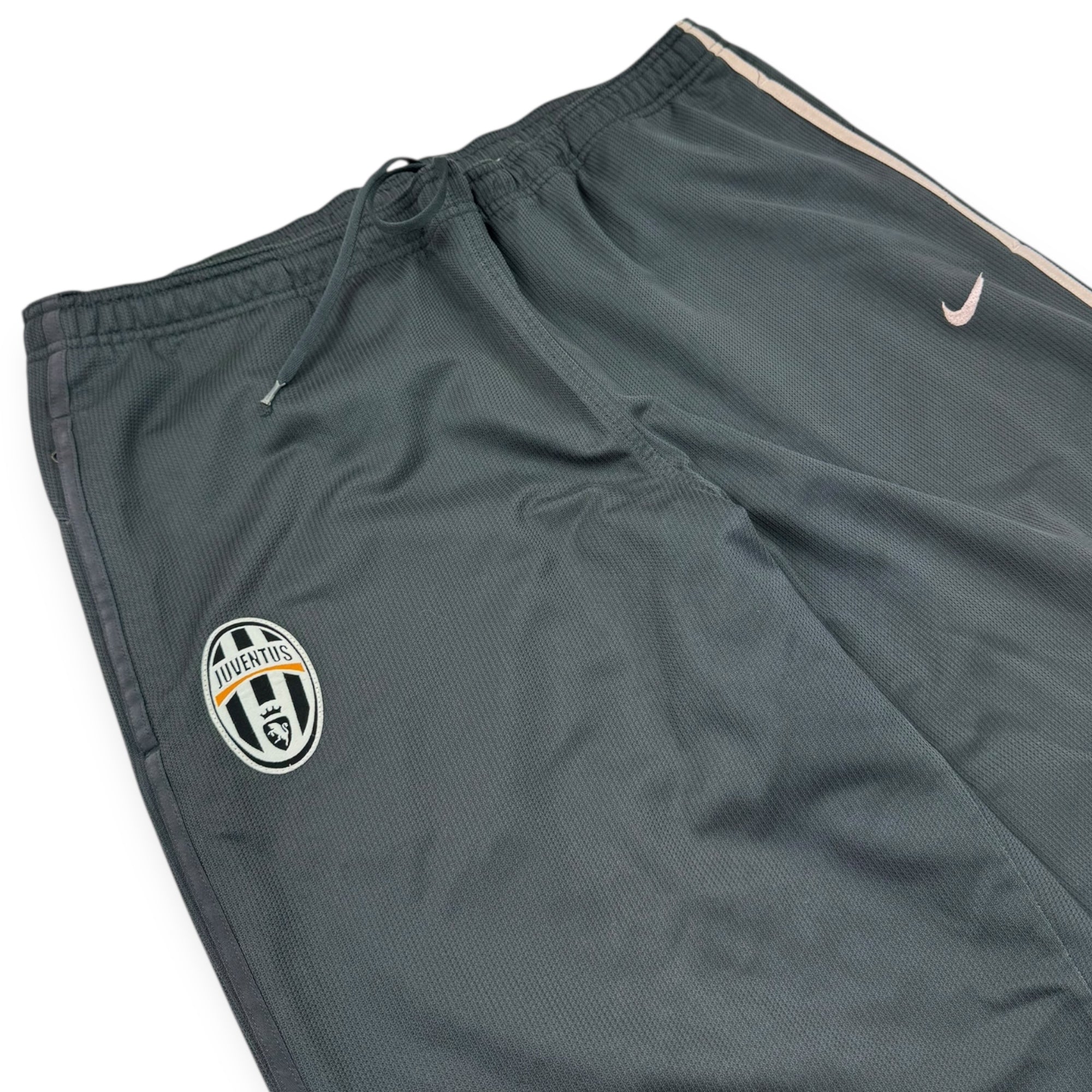 Juventus 2004 Tracksuit (XL)
