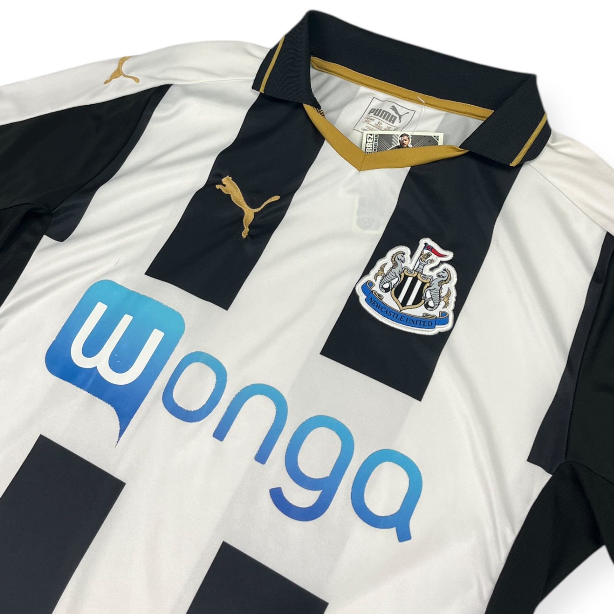 Newcastle 2016 Home Shirt (M)