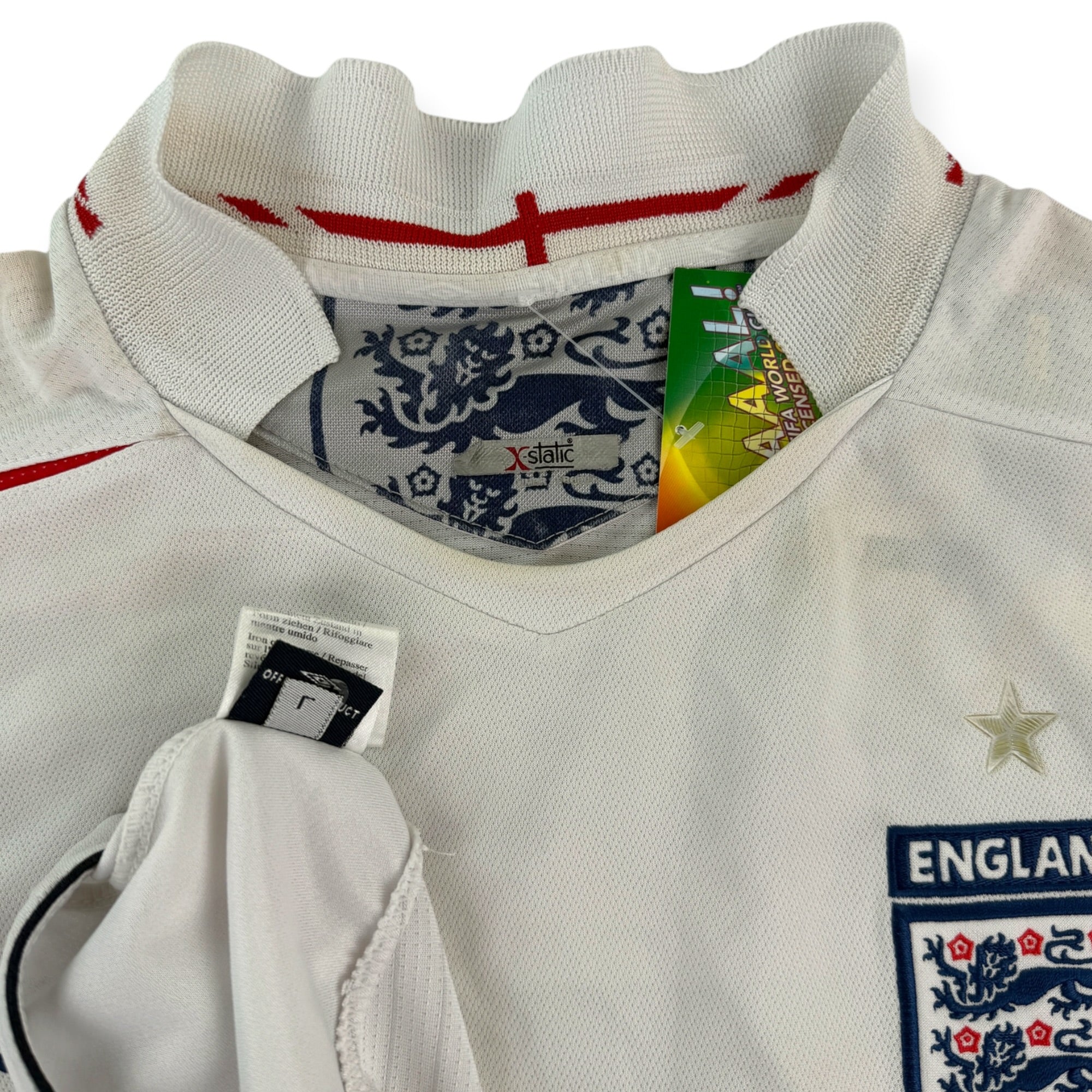 England 2005 Home Shirt, Gerrard 4 (L)