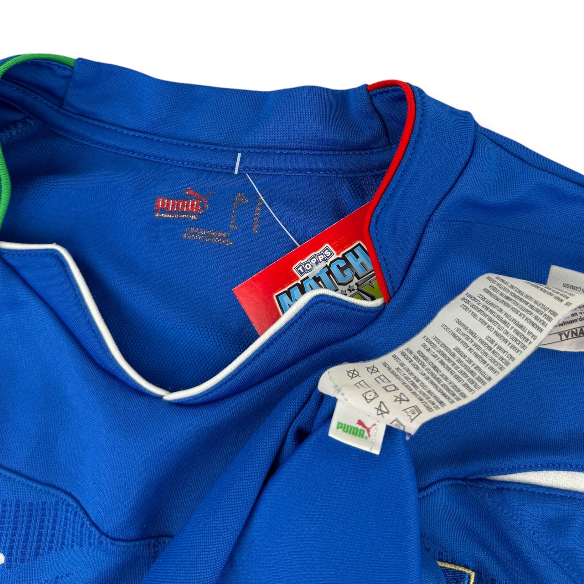 Italy 2010 Home Shirt (M)