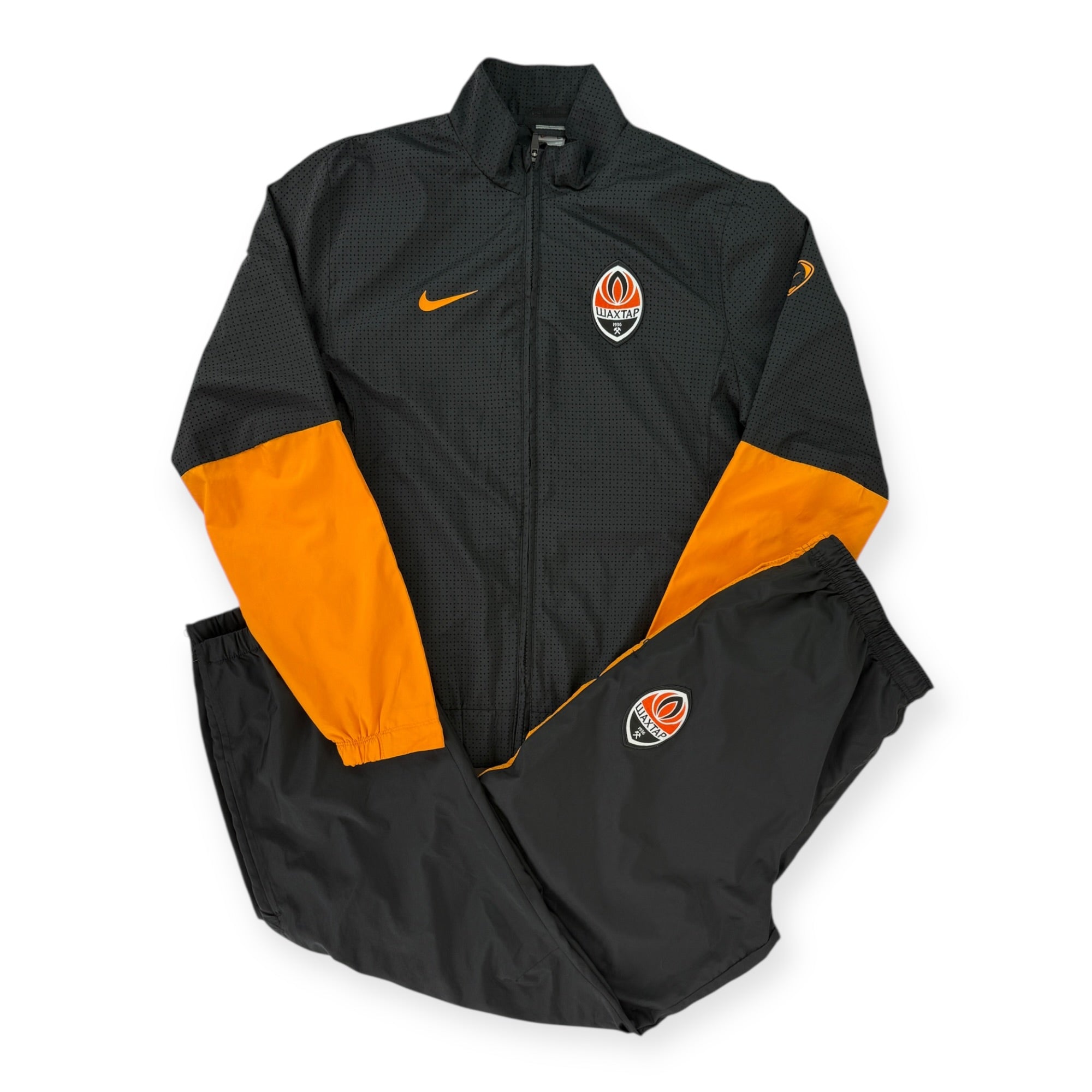 Shakhtar Donetsk 2009 Tracksuit (L)