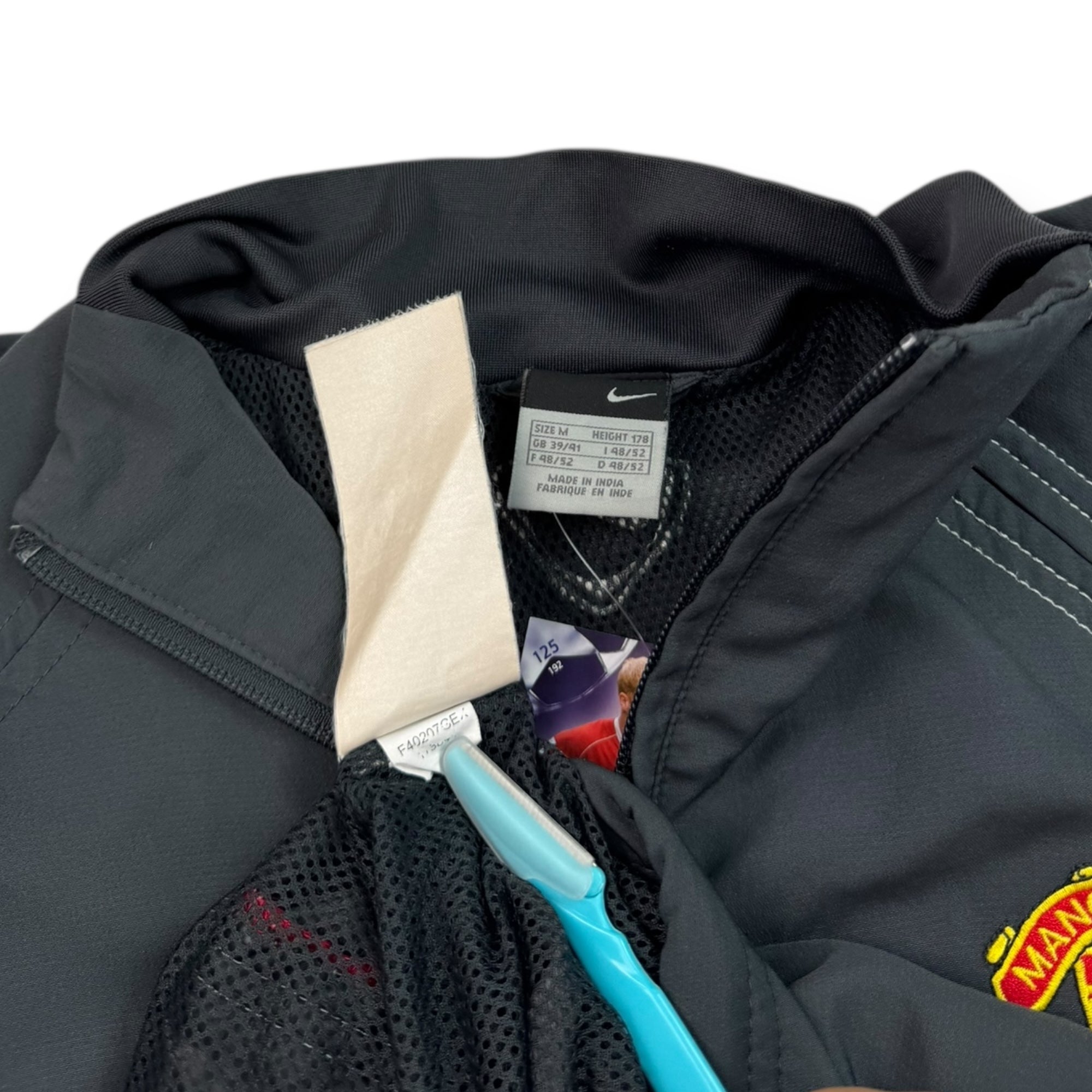 Manchester United 2004 Tracksuit Jacket (M)