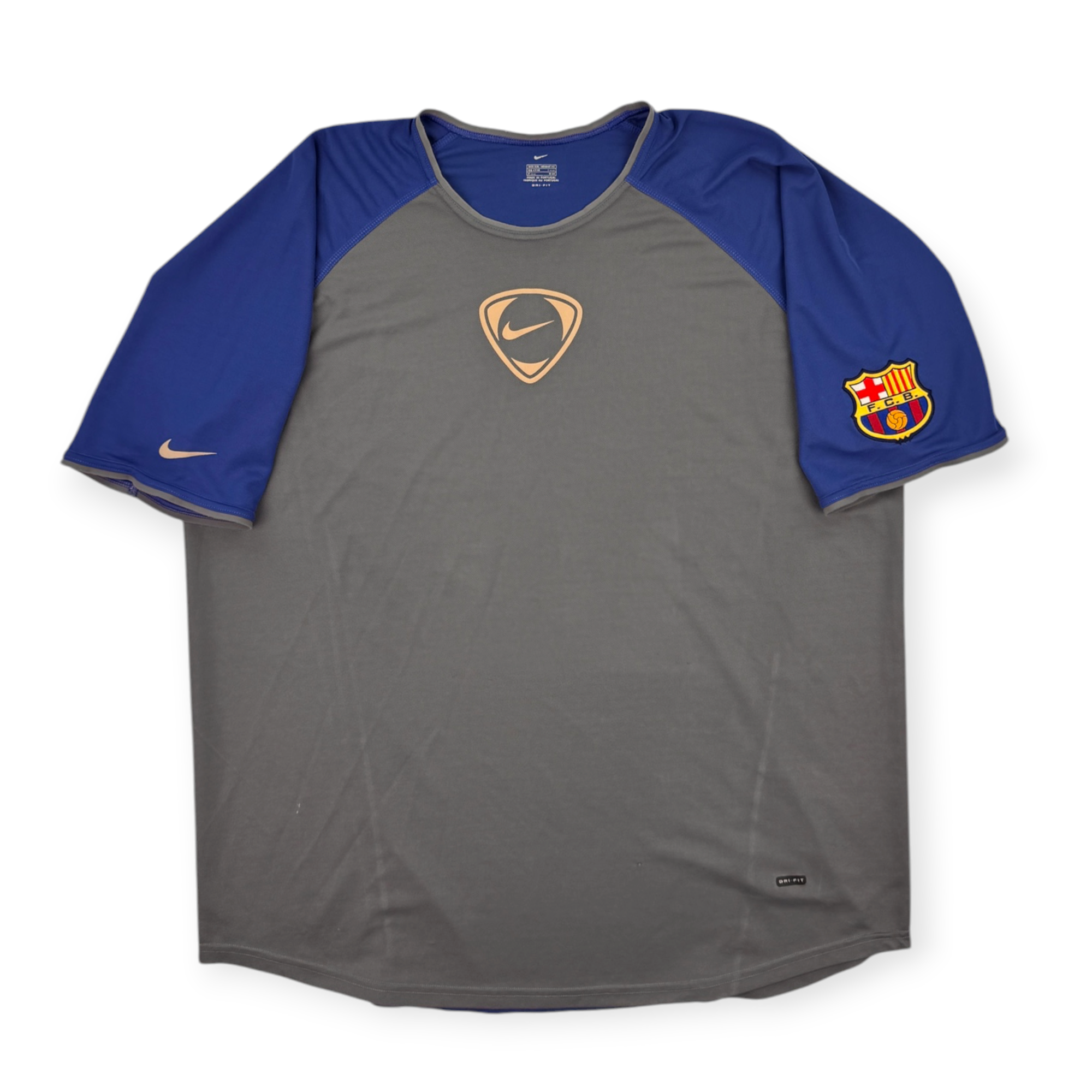 FC Barcelona 2001 Training Shirt (XXL)