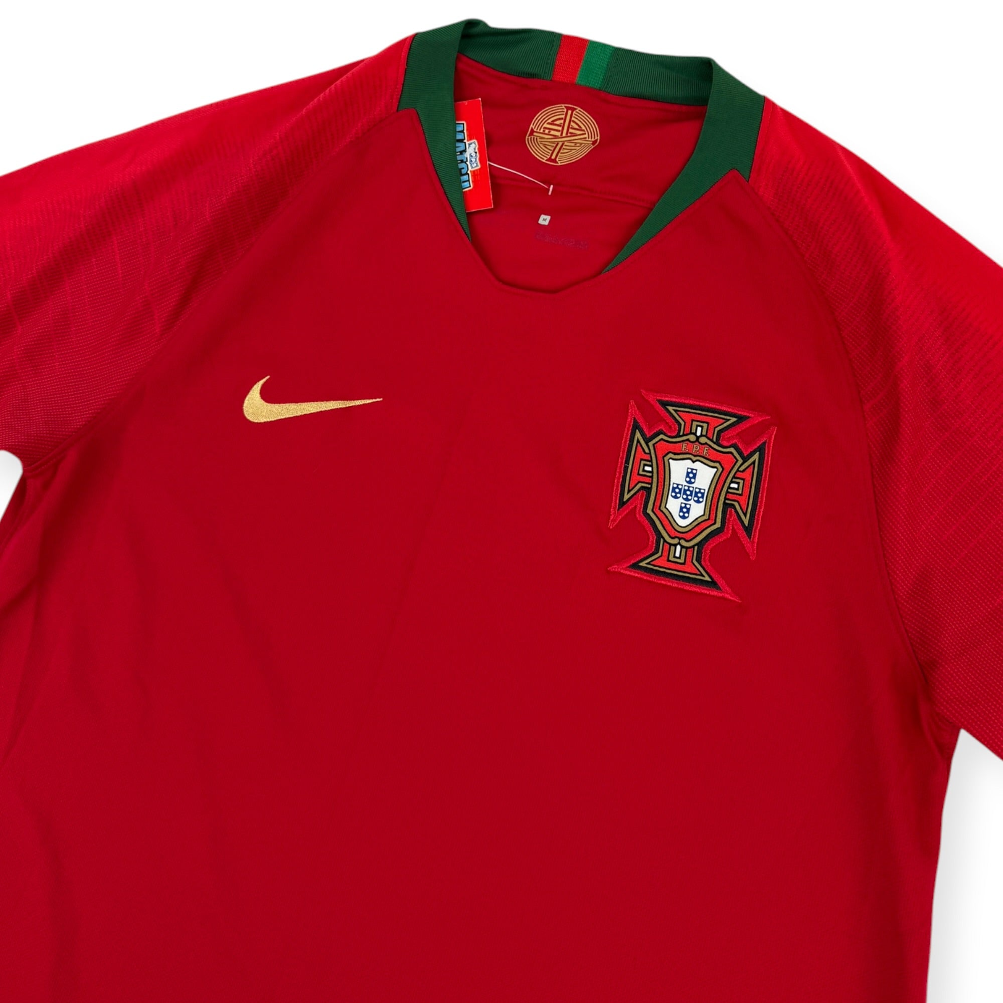 Portugal 2018 Home Shirt (M)