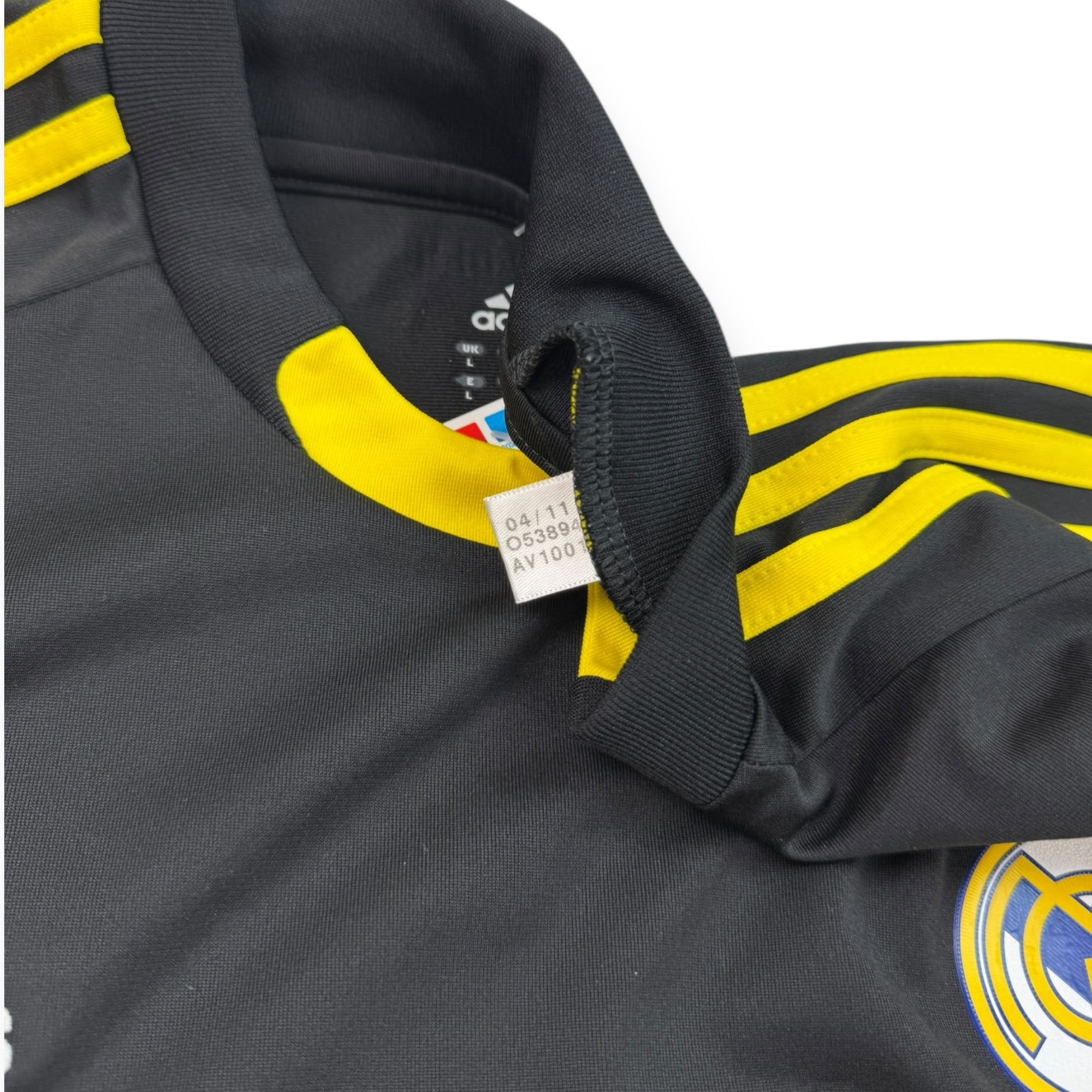 Real Madrid 2011 GK Away Shirt (L)