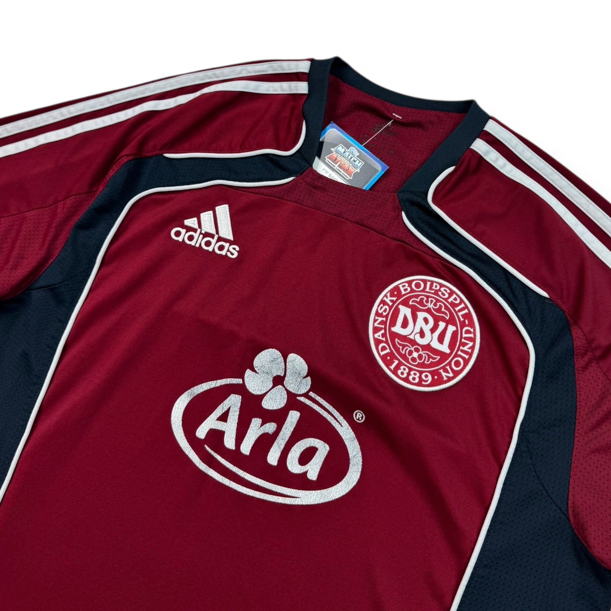 Denmark 2010 Training Shirt (S)