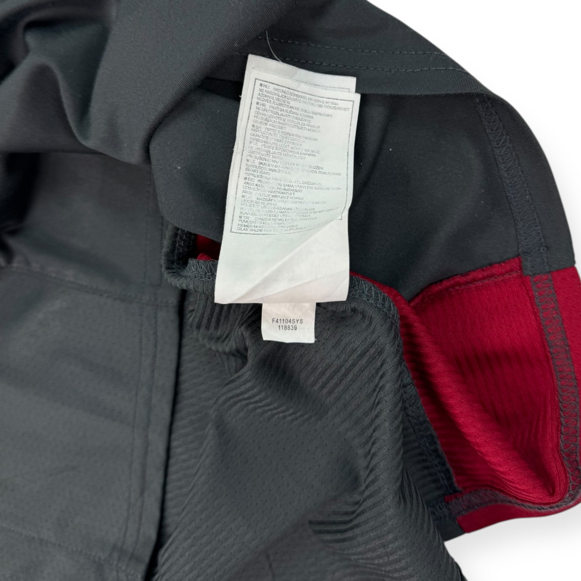 Manchester United 2004 Training Shirt (M)