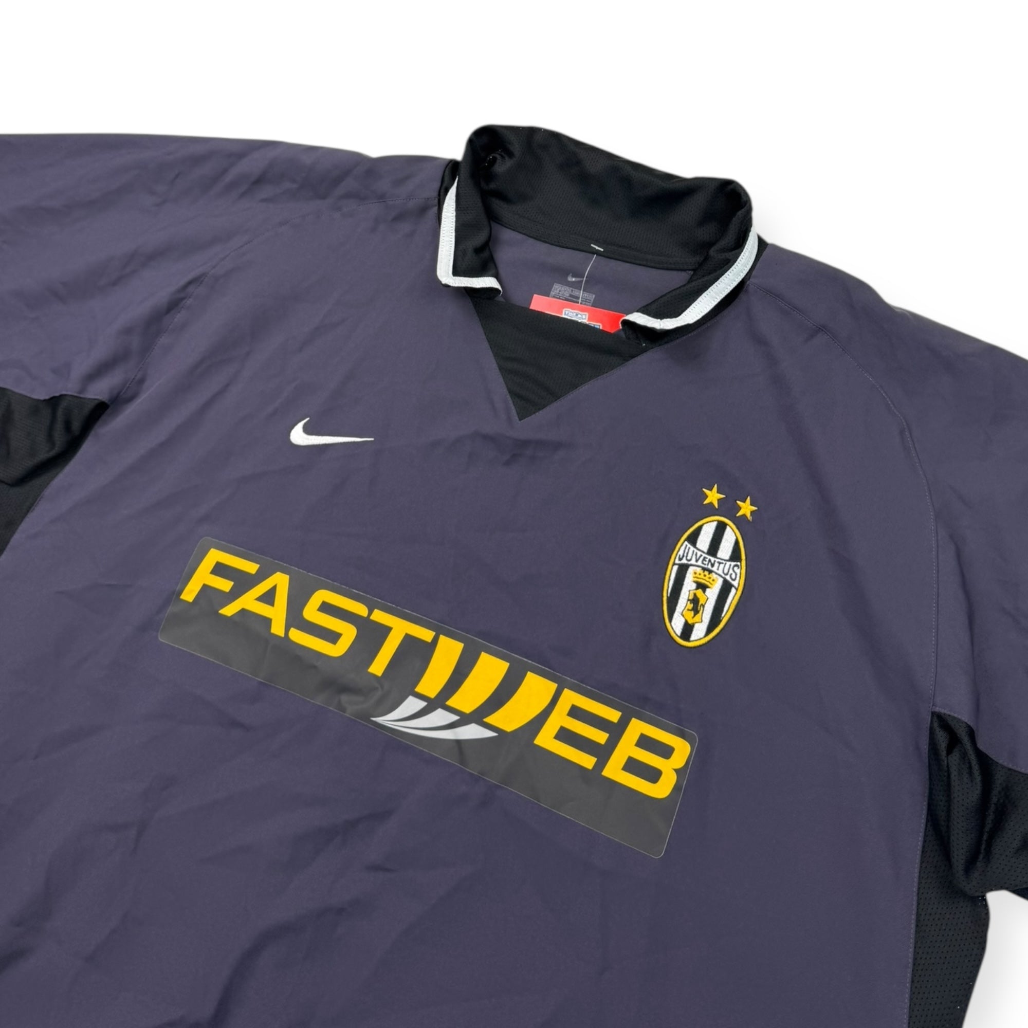 Juventus 2003 Third Shirt (XXL)