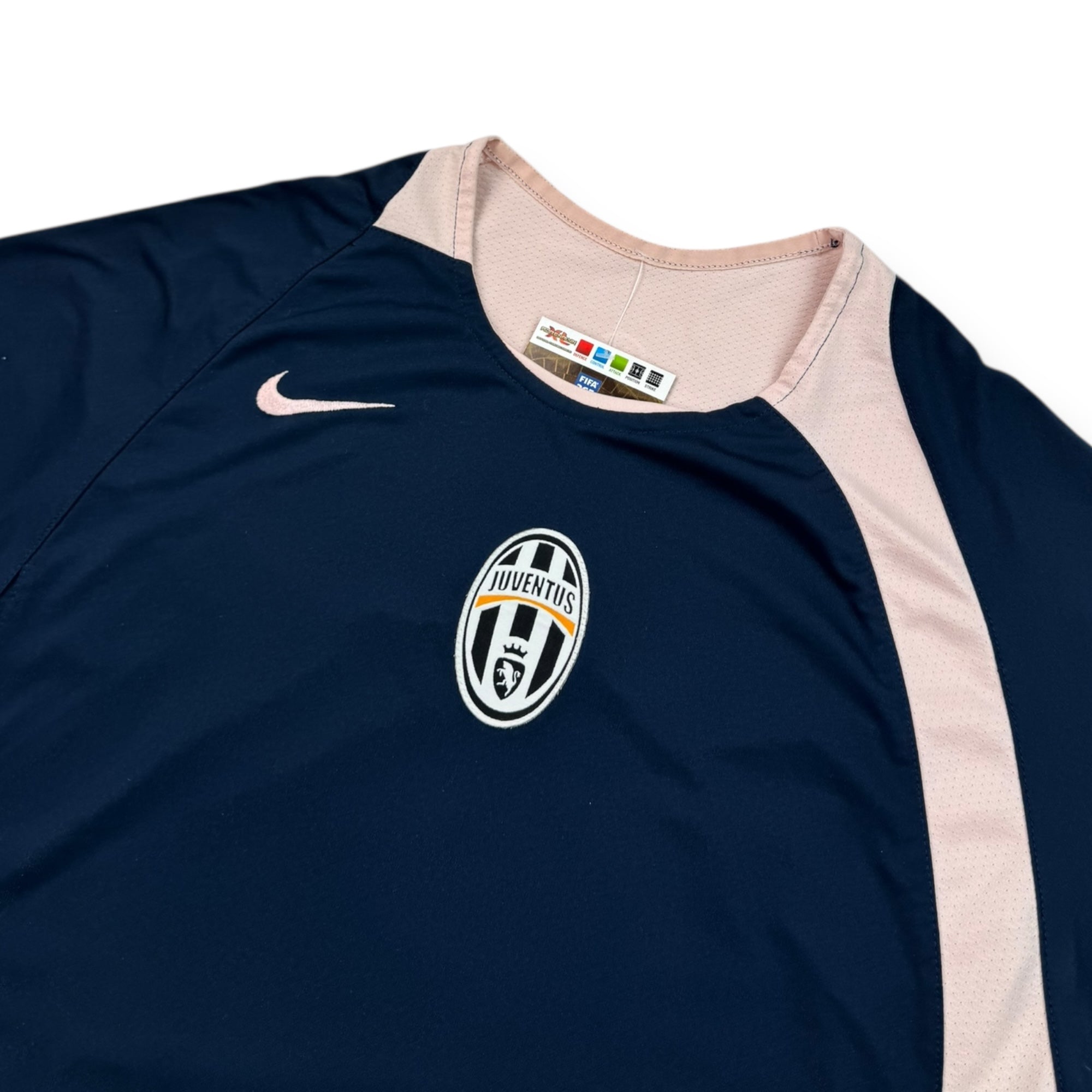 Juventus 2004 Training Shirt (L)